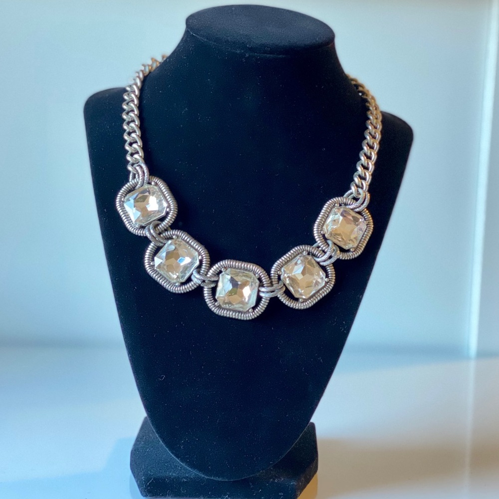 Statement necklace - Picture 5 of 6